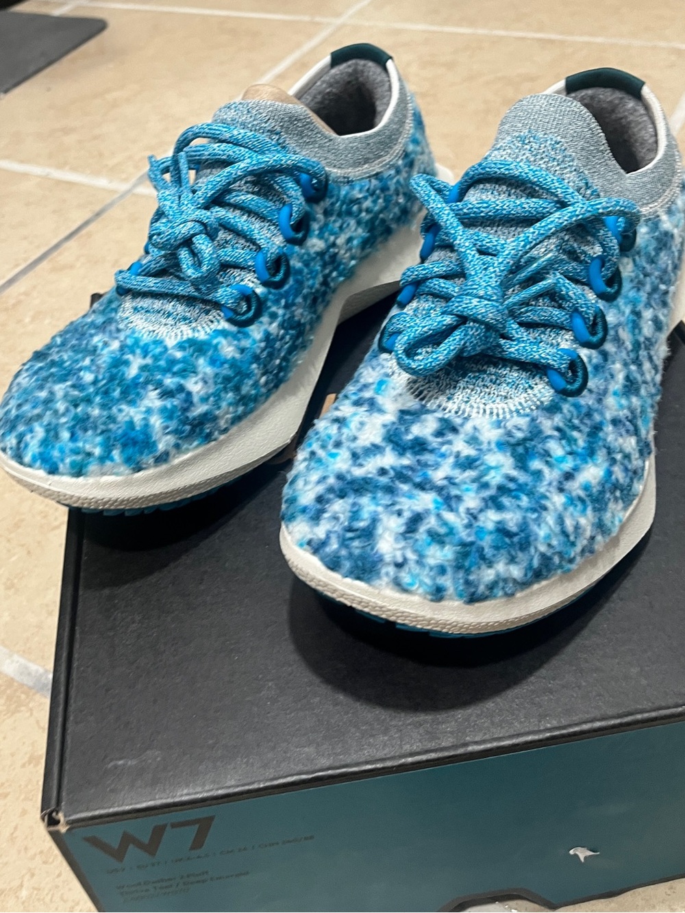 Women's Blue Knit Athletic Sneakers